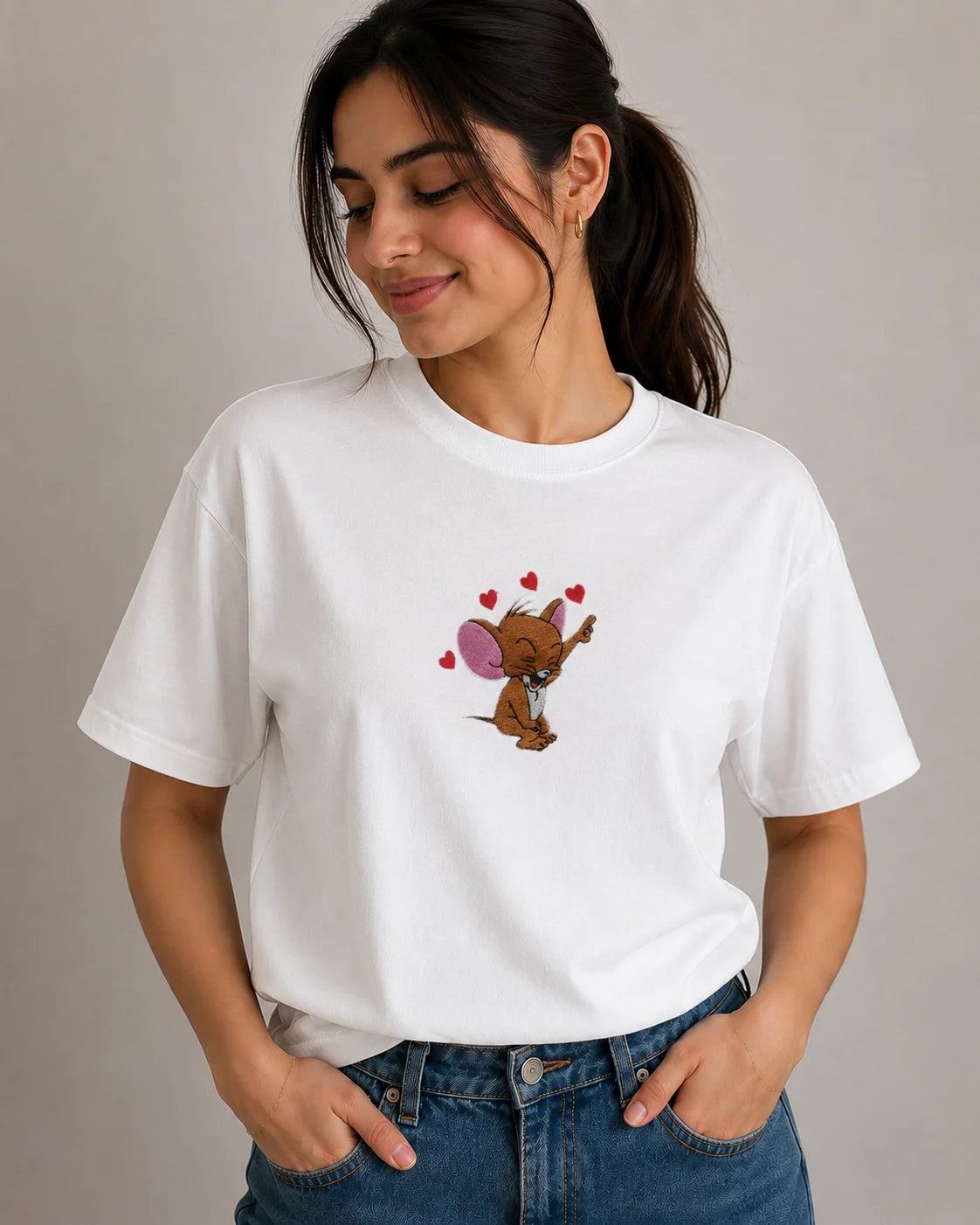 JEVRO "Heartstruck Jerry" Regular Fit Embroidered T-Shirt